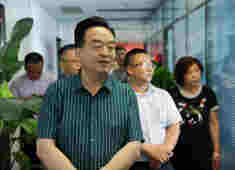 甘肃庆阳就业局长一行莅临东泰集团指导工作